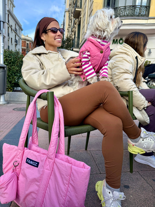 Combo Le Baggy + Le Puffer Rosa = El Look Completo 🩷